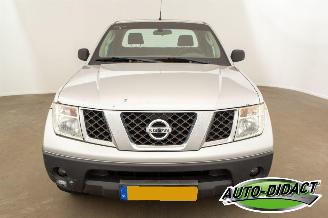 Nissan Navara 2.5 dCi XE King Cab picture 39