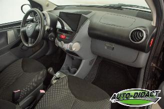 Toyota Aygo 1.0-12V Automaat Airco Comfort picture 13