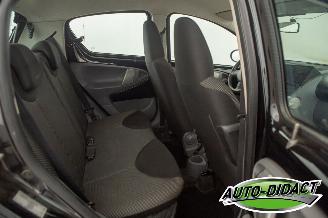 Toyota Aygo 1.0-12V Automaat Airco Comfort picture 16