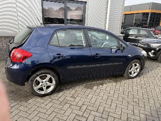 Toyota Auris 1.4 16V 5drs 66406km picture 2