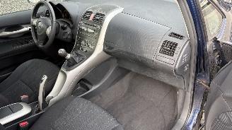 Toyota Auris 1.4 16V 5drs 66406km picture 20