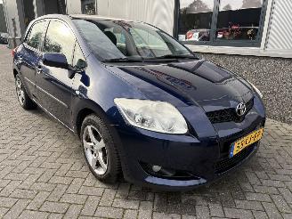 Toyota Auris 1.4 16V 5drs 66406km picture 17