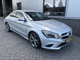 krockskadad bil auto Mercedes Cla-klasse 200 Edition 1 Automaat 2013/5