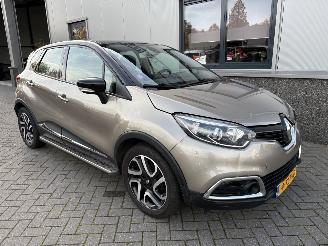 skadebil auto Renault Captur 0.9 TCe Dynamique 2014/3