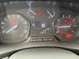 Peugeot Expert 231L 2.0 BlueHDI 120 Premium picture 12