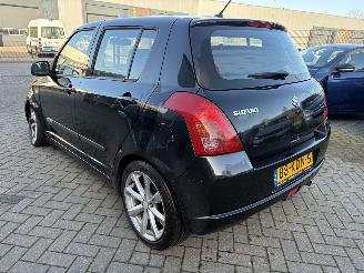 Suzuki Swift 1.3 Exclusive picture 10