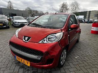 Peugeot 107 1.0 12V Sublime picture 15