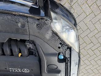 Toyota Avensis 1.8 VVTi Luna Automaat picture 15