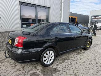 Toyota Avensis 1.8 VVTi Luna Automaat picture 4