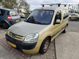 Unfallwagen Peugeot Partner 1.6 16v benzine 2003/7