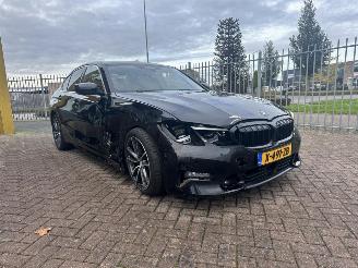 BMW 3-serie 320i xDrive High Executive picture 7