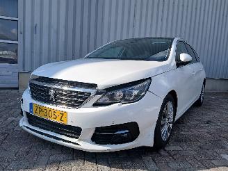 Damaged car Peugeot 308 308 SW (L4/L9/LC/LJ/LR) Combi 5-drs 1.5 BlueHDi 130 (DV5RC(YHZ)) [96kW=
]  (06-2017/12-2021) 2019/7