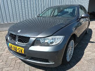 damaged passenger cars BMW 3-serie 3 serie (E90) Sedan 318d 16V (M47-D20(204D4)) [90kW]  (03-2005/08-2007=
) 2007/3