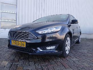 Auto incidentate Ford Focus Focus 3 Hatchback 1.0 Ti-VCT EcoBoost 12V 125 (M1DA(Euro 5)) [92kW]  (=
02-2012/05-2018) 2015/1