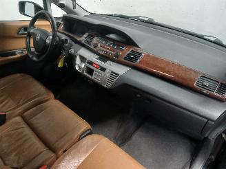 Honda Fr-v FR-V (BE) MPV 2.0 16V (K20A9) [110kW]  (02-2005/12-2006) picture 8