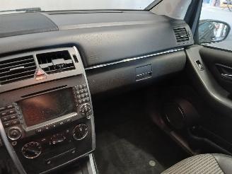 Mercedes B-klasse B (W245) Hatchback 2.0 B-200 16V (M266.960) [100kW]  (03-2005/11-2011)= picture 14