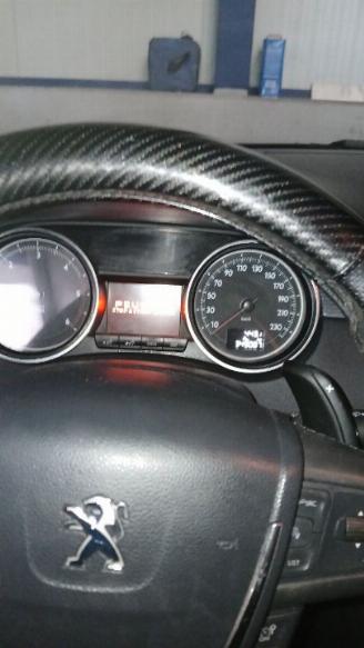 Peugeot 508 508 SW (8E/8U) Combi 1.6 e-HDi 16V (DV6C(9HR)) [82kW]  (11-2010/12-201=
8) picture 2