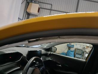 Peugeot 208 208 II (UB/UH/UP) Hatchback 5-drs 1.2 Vti 12V PureTech 100 (EB2ADTDB(H=
NE)) [74kW]  (06-2019/...) picture 32