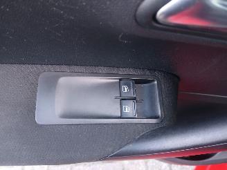 Volkswagen Polo Polo V (6R) Hatchback 1.2 12V BlueMotion Technology (CGPA(Euro 5)) [51=
kW]  (06-2009/05-2014) picture 12