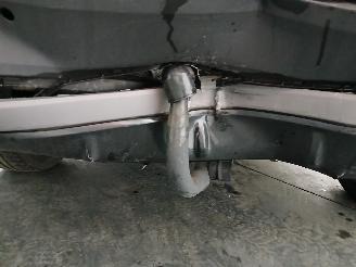 BMW X1 X1 (F48) SUV sDrive 18i 1.5 12V TwinPower Turbo (B38-A15A) [103kW]  (0=
7-2017/06-2022) picture 38