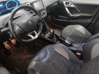 Peugeot 2008 2008 (CU) MPV 1.2 12V e-THP PureTech 110 (EB2DT(HNZ)) [81kW]  (01-2015=
/12-2019) picture 12