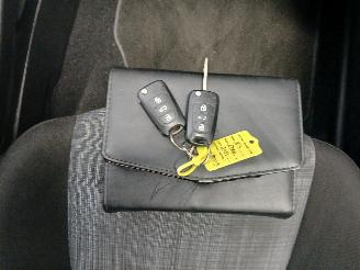 Kia Cee d Cee'd Sporty Wagon (EDF) Combi 1.4 16V (G4FA) [66kW]  (07-2009/12-2012=
) picture 21