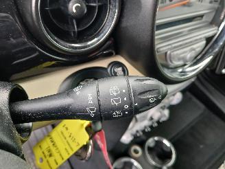 Mini Clubman Clubman (R55) Combi 1.6 16V Cooper (N12-B16A) [88kW]  (10-2007/12-2013=
) picture 14