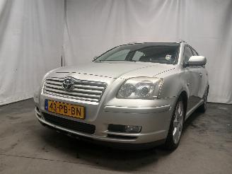 Avarii autoturisme Toyota Avensis Avensis Wagon (T25/B1E) Combi 2.0 16V VVT-i D4 (1AZFSE) [108kW]  (04-2=
003/11-2008) 2004/4