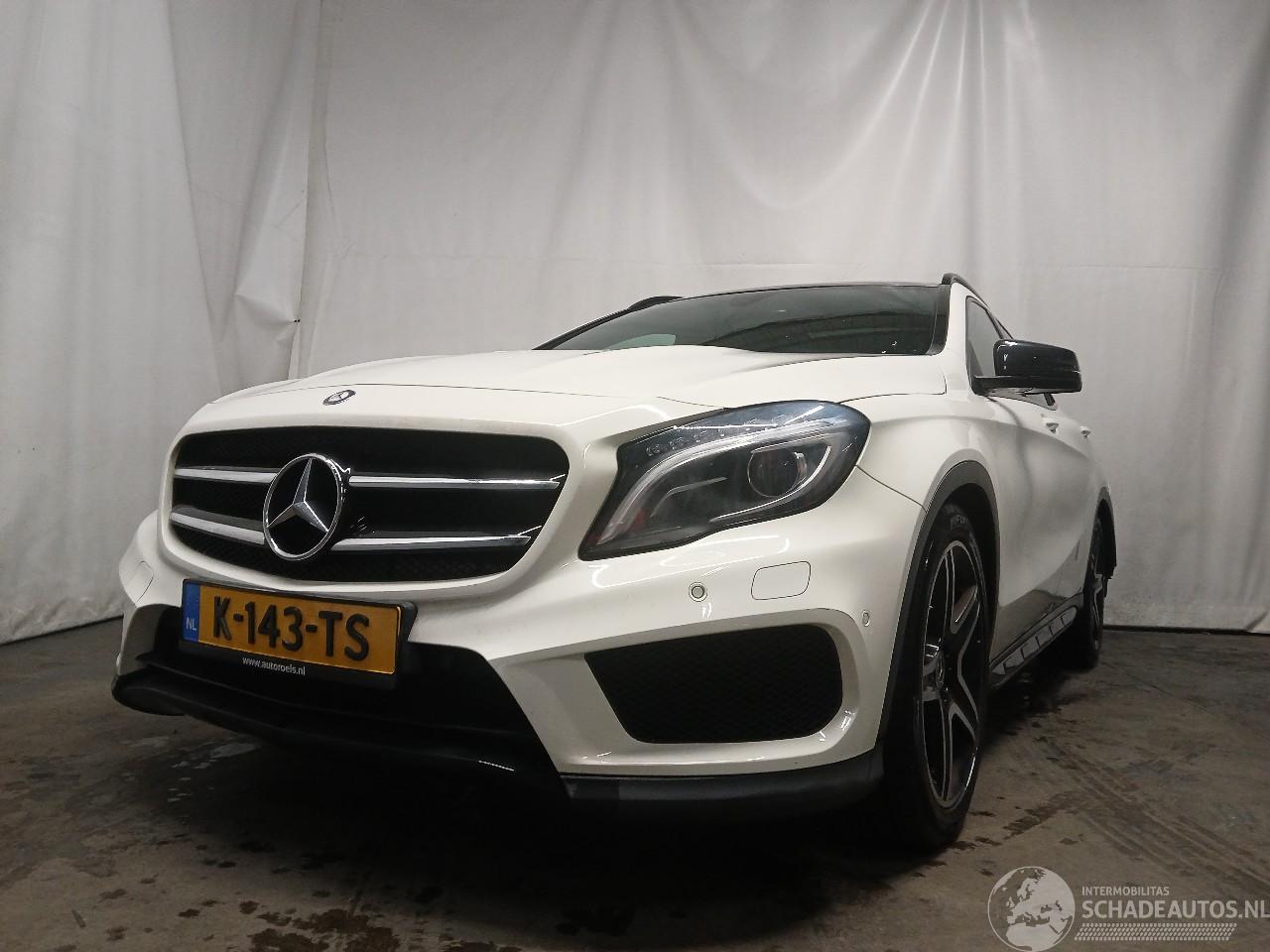 Mercedes GLA GLA (156.9) SUV 1.6 180 16V (M270.910) [115kW]  (12-2013/12-2019)