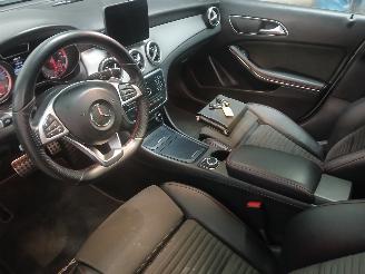 Mercedes GLA GLA (156.9) SUV 1.6 180 16V (M270.910) [115kW]  (12-2013/12-2019) picture 13