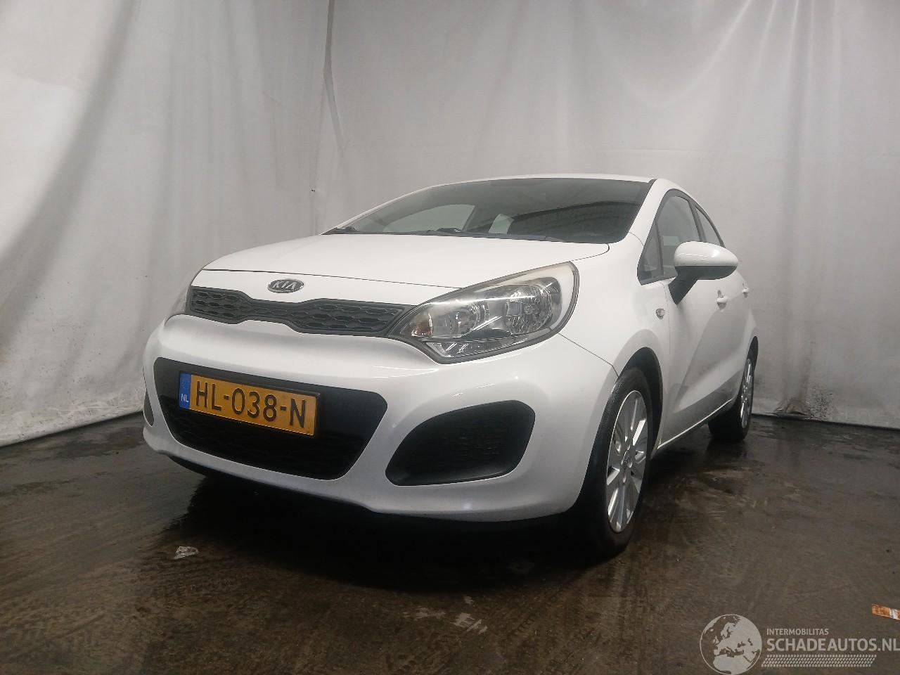 Kia Rio Rio III (UB) Hatchback 1.4 CVVT 16V (G4FA) [80kW]  (09-2011/12-2017)