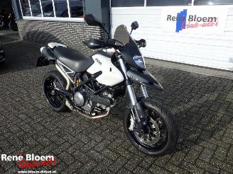 Ducati Hypermotard 796 picture 3