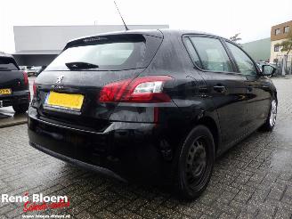 Peugeot 308 1.6 Blue HDI 120pk picture 4