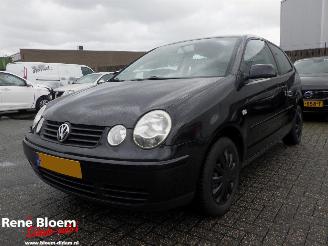 Damaged car Volkswagen Polo 1.4-16V Athene Airco 75pk 2004/4