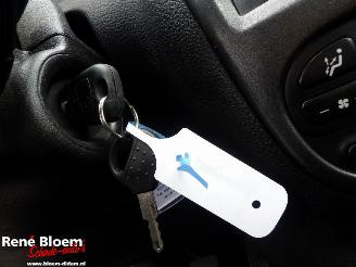 Peugeot 206 1.4 16V XS Pack Airco picture 15