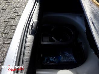 Peugeot 208 1.2 PureTech Signature Navi 5drs picture 22