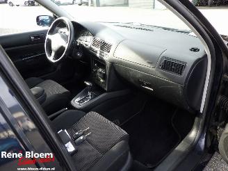 Volkswagen Golf 2.3 V5 HighLine 5drs 170pk picture 11