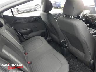 Hyundai I-10 1.0 Comfort 5ds Navi picture 14