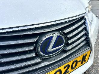 Lexus IS 300H 2.5 Hybrid 181pk aut + F1 Bus.Line Pro - navi - leer - stoelverw - cam - xenon - pdc v+a picture 111