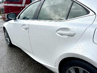 Lexus IS 300H 2.5 Hybrid 181pk aut + F1 Bus.Line Pro - navi - leer - stoelverw - cam - xenon - pdc v+a picture 100