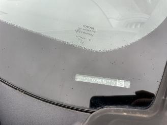 Toyota C-HR 1.8 Full Hybrid 148pk aut Energy - 42dkm nap - navi - camera - keyless entry + start - front + line assist picture 98