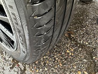 Toyota C-HR 1.8 Full Hybrid 148pk aut Energy - 42dkm nap - navi - camera - keyless entry + start - front + line assist picture 103