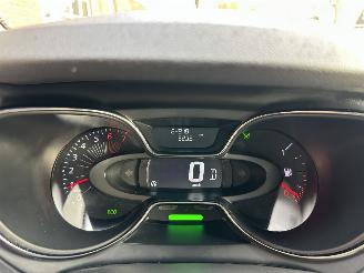 Renault Captur 1.2 TCe Turbo Xmod 120pk 6-traps aut - 84dkm nap - navi - cam - leer - stoelverw - keyless - pdc v+a picture 18