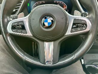 BMW 1-serie 118D 2.0 150pk 8-traps aut + f1 M-Sport - pano - front + line + side + park assist - sfeerverl - keyless - virtual picture 21