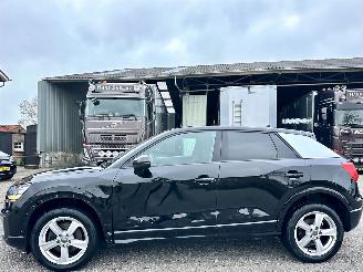 Vaurioauto  passenger cars Audi Q2 2.0 TDI Quattro 150pk 7-traps aut Sport - navi - camera - stoelverw - line + file + emergency assist 2017/12
