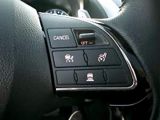 Mitsubishi Eclipse Cross 2.4 PHEV Plug-In Hybrid AWD Instyle - nap - pano - hud - leer - stuur + stoelverw v+a - 360cam - front + line + side assist picture 33