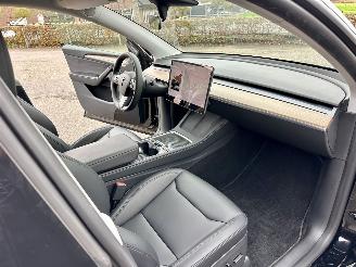 Tesla Model Y Long Range RWD 75kWh 351pk aut - pano - leer - carbon - 360cam - stoelverw v+a - multimedia achter - full self driving picture 18