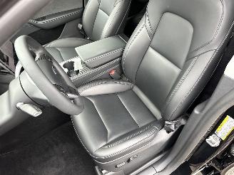Tesla Model Y Long Range RWD 75kWh 351pk aut - pano - leer - carbon - 360cam - stoelverw v+a - multimedia achter - full self driving picture 41