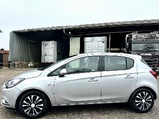 krockskadad bil auto Opel Corsa-E 1.0 Turbo 90pk 6-bak online edition 5drs - nap - stuurverw + stoelverw - pdc v+a - airco - cruise 2017/9