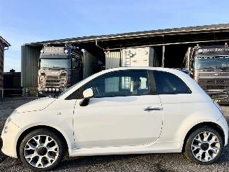 Vaurioauto  passenger cars Fiat 500S 0.9 TwinAir Turbo 2014/11